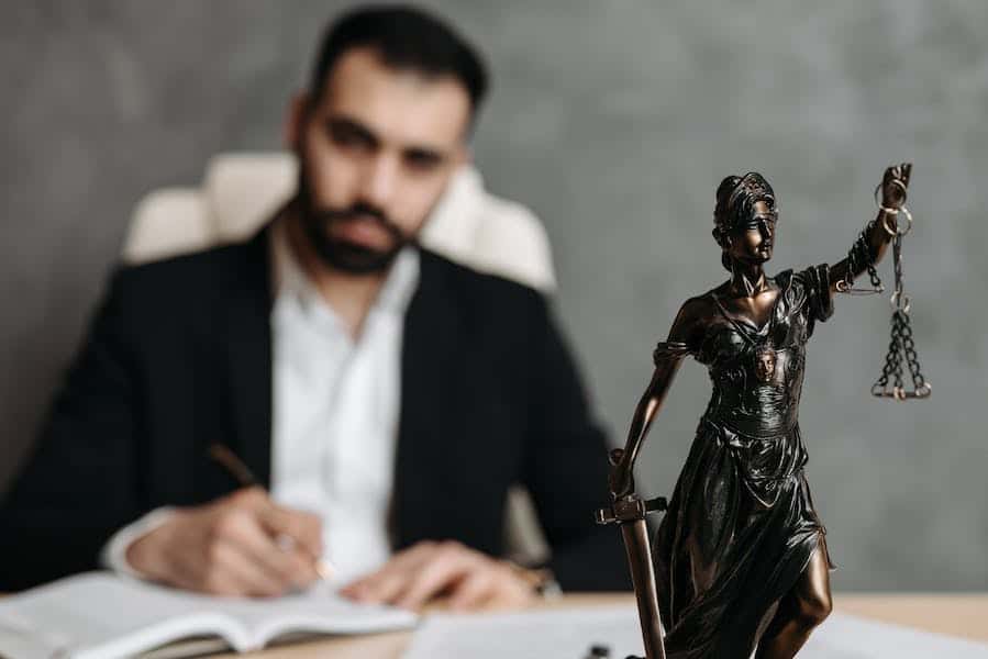 Understanding the Difference Between an Attorney and a Lawyer Attorney vs Lawyer