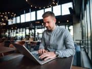 4 Essential Legal Tips for Freelancers and Contractors