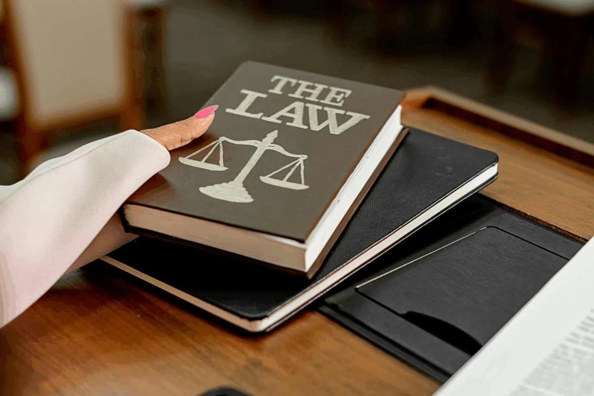 5 Ways Students Can Gain Practical Insight into Criminal Law