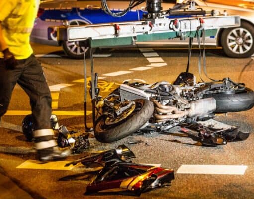 Signs That You Should Hire a Lawyer After a Motorcycle Crash