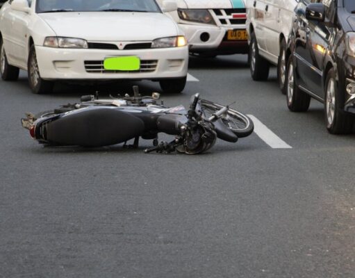 5 Common Insurance Tactics That Undervalue Serious Motorcycle Injuries in Florida